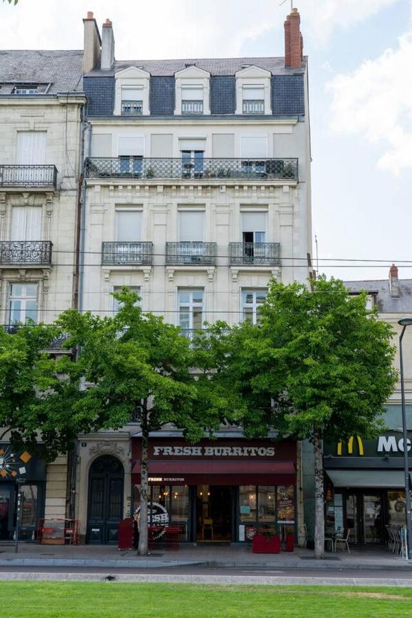 Haussmanien Apartment Анже Екстериор снимка